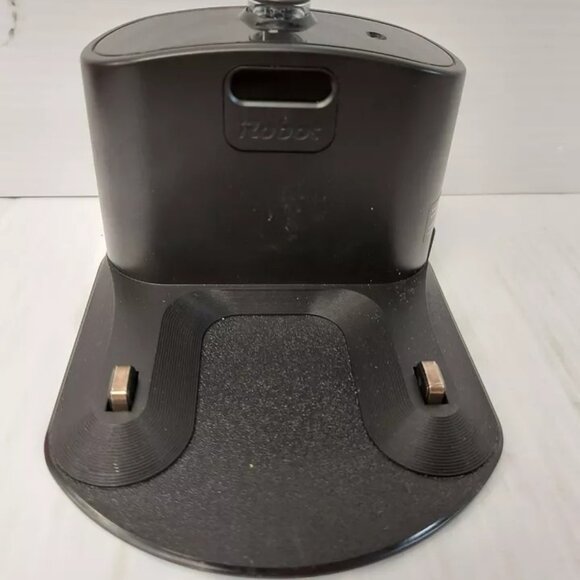 (N86439-1) IRobot Roomba 13150 Robot Vacuum - Picture 11 of 14